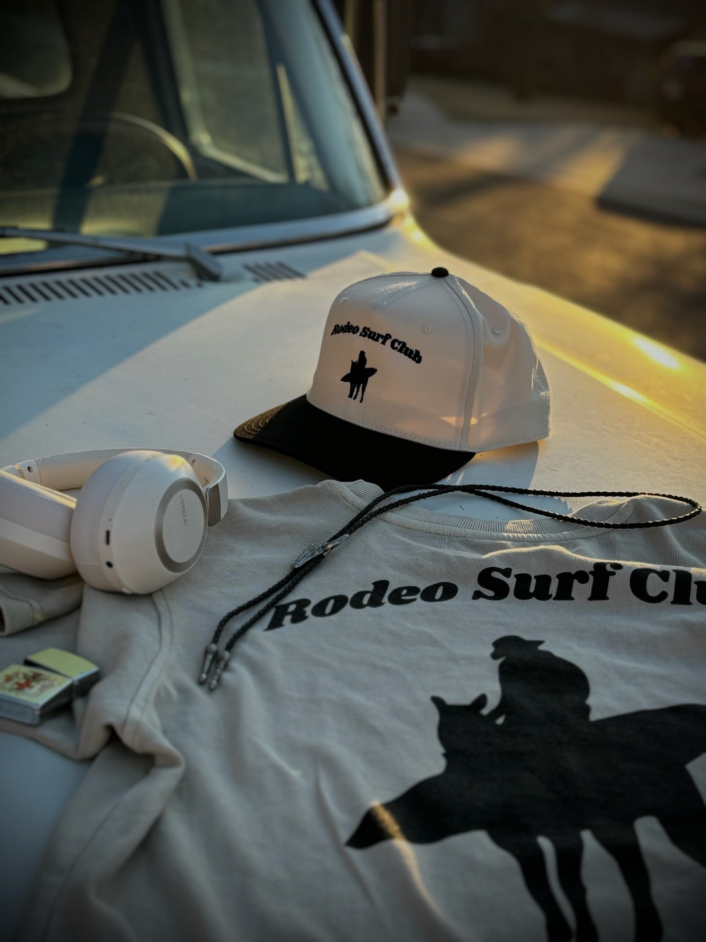 Surf Cowboy Tee in Sand